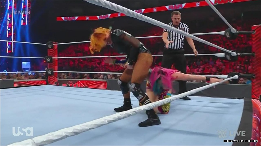 WWE_Monday_Night_Raw_2022_06_20_720p_HDTV_x264-NWCHD_mp4_007438204.jpg