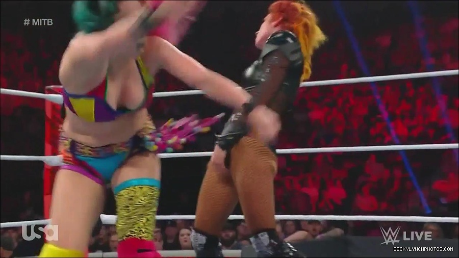 WWE_Monday_Night_Raw_2022_06_20_720p_HDTV_x264-NWCHD_mp4_007445412.jpg