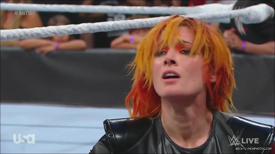 WWE_Monday_Night_Raw_2022_06_20_720p_HDTV_x264-NWCHD_mp4_007529095.jpg