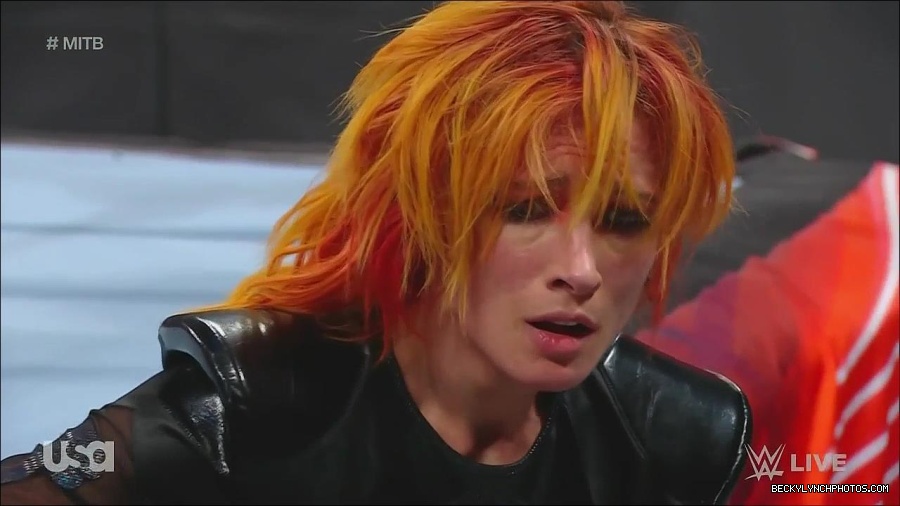 WWE_Monday_Night_Raw_2022_06_20_720p_HDTV_x264-NWCHD_mp4_007531898.jpg
