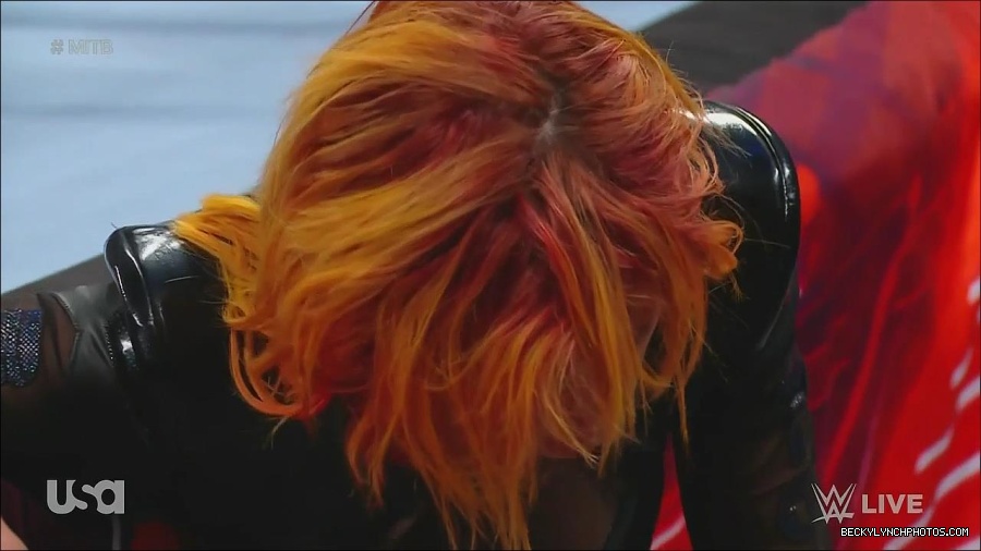 WWE_Monday_Night_Raw_2022_06_20_720p_HDTV_x264-NWCHD_mp4_007537770.jpg