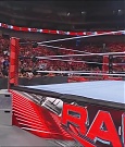 WWE_Monday_Night_Raw_2022_06_20_720p_HDTV_x264-NWCHD_mp4_000341140.jpg