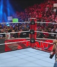 WWE_Monday_Night_Raw_2022_06_20_720p_HDTV_x264-NWCHD_mp4_000345144.jpg
