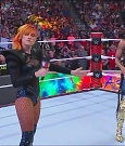 WWE_Monday_Night_Raw_2022_06_20_720p_HDTV_x264-NWCHD_mp4_000387587.jpg