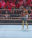 WWE_Monday_Night_Raw_2022_06_20_720p_HDTV_x264-NWCHD_mp4_000423222.jpg