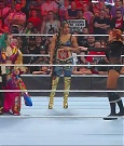 WWE_Monday_Night_Raw_2022_06_20_720p_HDTV_x264-NWCHD_mp4_000440039.jpg