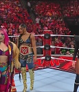 WWE_Monday_Night_Raw_2022_06_20_720p_HDTV_x264-NWCHD_mp4_000481914.jpg