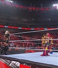 WWE_Monday_Night_Raw_2022_06_20_720p_HDTV_x264-NWCHD_mp4_000485518.jpg