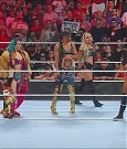 WWE_Monday_Night_Raw_2022_06_20_720p_HDTV_x264-NWCHD_mp4_000491123.jpg