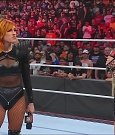WWE_Monday_Night_Raw_2022_06_20_720p_HDTV_x264-NWCHD_mp4_000495928.jpg