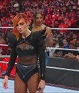 WWE_Monday_Night_Raw_2022_06_20_720p_HDTV_x264-NWCHD_mp4_000499932.jpg
