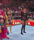 WWE_Monday_Night_Raw_2022_06_20_720p_HDTV_x264-NWCHD_mp4_000507540.jpg