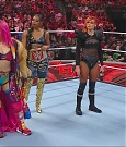 WWE_Monday_Night_Raw_2022_06_20_720p_HDTV_x264-NWCHD_mp4_000521954.jpg