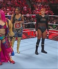 WWE_Monday_Night_Raw_2022_06_20_720p_HDTV_x264-NWCHD_mp4_000522755.jpg