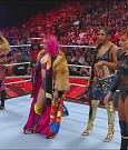 WWE_Monday_Night_Raw_2022_06_20_720p_HDTV_x264-NWCHD_mp4_000542775.jpg