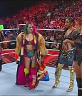 WWE_Monday_Night_Raw_2022_06_20_720p_HDTV_x264-NWCHD_mp4_000543175.jpg