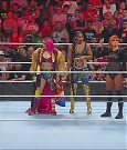 WWE_Monday_Night_Raw_2022_06_20_720p_HDTV_x264-NWCHD_mp4_000553586.jpg