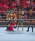 WWE_Monday_Night_Raw_2022_06_20_720p_HDTV_x264-NWCHD_mp4_000555187.jpg
