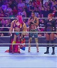 WWE_Monday_Night_Raw_2022_06_20_720p_HDTV_x264-NWCHD_mp4_000585618.jpg