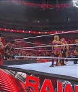 WWE_Monday_Night_Raw_2022_06_20_720p_HDTV_x264-NWCHD_mp4_000621854.jpg