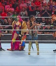 WWE_Monday_Night_Raw_2022_06_20_720p_HDTV_x264-NWCHD_mp4_000652284.jpg