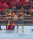 WWE_Monday_Night_Raw_2022_06_20_720p_HDTV_x264-NWCHD_mp4_000652685.jpg