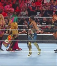 WWE_Monday_Night_Raw_2022_06_20_720p_HDTV_x264-NWCHD_mp4_000653486.jpg