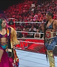 WWE_Monday_Night_Raw_2022_06_20_720p_HDTV_x264-NWCHD_mp4_000659892.jpg