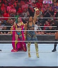 WWE_Monday_Night_Raw_2022_06_20_720p_HDTV_x264-NWCHD_mp4_000678711.jpg