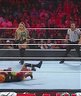 WWE_Monday_Night_Raw_2022_06_20_720p_HDTV_x264-NWCHD_mp4_000702735.jpg