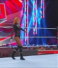 WWE_Monday_Night_Raw_2022_06_20_720p_HDTV_x264-NWCHD_mp4_000985551.jpg