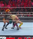 WWE_Monday_Night_Raw_2022_06_20_720p_HDTV_x264-NWCHD_mp4_001185951.jpg