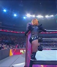 WWE_Monday_Night_Raw_2022_06_20_720p_HDTV_x264-NWCHD_mp4_006800967.jpg
