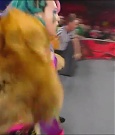 WWE_Monday_Night_Raw_2022_06_20_720p_HDTV_x264-NWCHD_mp4_006901000.jpg