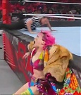 WWE_Monday_Night_Raw_2022_06_20_720p_HDTV_x264-NWCHD_mp4_006902201.jpg