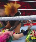 WWE_Monday_Night_Raw_2022_06_20_720p_HDTV_x264-NWCHD_mp4_006926225.jpg