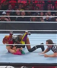 WWE_Monday_Night_Raw_2022_06_20_720p_HDTV_x264-NWCHD_mp4_006937036.jpg
