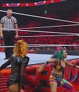 WWE_Monday_Night_Raw_2022_06_20_720p_HDTV_x264-NWCHD_mp4_007003503.jpg