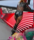 WWE_Monday_Night_Raw_2022_06_20_720p_HDTV_x264-NWCHD_mp4_007041941.jpg
