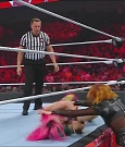WWE_Monday_Night_Raw_2022_06_20_720p_HDTV_x264-NWCHD_mp4_007050750.jpg