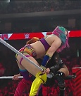 WWE_Monday_Night_Raw_2022_06_20_720p_HDTV_x264-NWCHD_mp4_007066365.jpg
