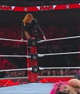 WWE_Monday_Night_Raw_2022_06_20_720p_HDTV_x264-NWCHD_mp4_007080379.jpg