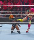 WWE_Monday_Night_Raw_2022_06_20_720p_HDTV_x264-NWCHD_mp4_007101601.jpg