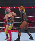 WWE_Monday_Night_Raw_2022_06_20_720p_HDTV_x264-NWCHD_mp4_007166333.jpg