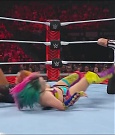 WWE_Monday_Night_Raw_2022_06_20_720p_HDTV_x264-NWCHD_mp4_007173540.jpg