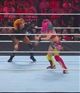WWE_Monday_Night_Raw_2022_06_20_720p_HDTV_x264-NWCHD_mp4_007174741.jpg