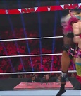 WWE_Monday_Night_Raw_2022_06_20_720p_HDTV_x264-NWCHD_mp4_007202769.jpg