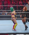 WWE_Monday_Night_Raw_2022_06_20_720p_HDTV_x264-NWCHD_mp4_007203170.jpg