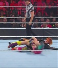 WWE_Monday_Night_Raw_2022_06_20_720p_HDTV_x264-NWCHD_mp4_007253620.jpg