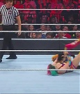 WWE_Monday_Night_Raw_2022_06_20_720p_HDTV_x264-NWCHD_mp4_007254421.jpg